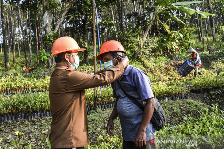 Kepedulian Perhutani kepada mitra kerja 