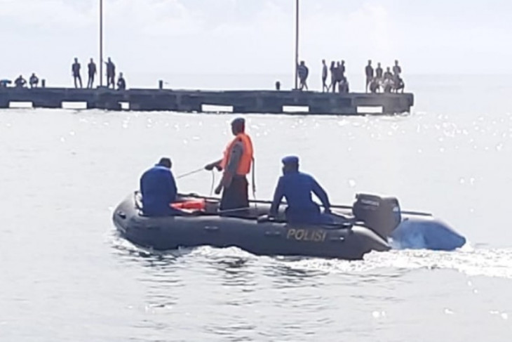 Polisi selidiki temuan mayat pria di Gunung Sitoli