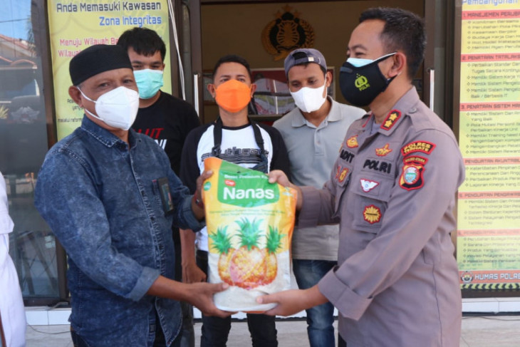 Wartawan di Ternate jalani Isoman dapat bantuan sembako dari Kapolres begini penjelasannya