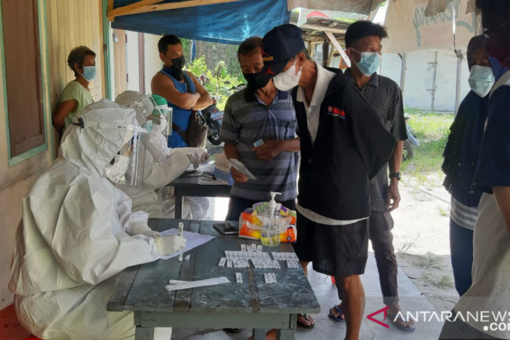 Satgas Belitung temukan 11 warga positif hasil tes acak COVID-19