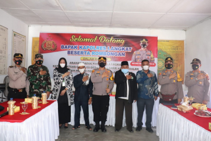 Kapolres langkat ajak warga lakukan penanganan COVID-19
