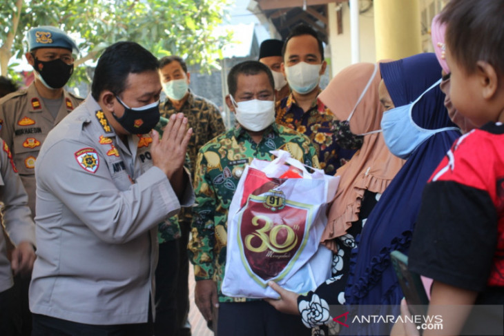 Alumni Akpol 91 gelar vaksinasi dan baksos di Kota Serang