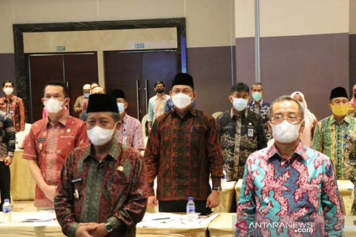 Pemprov Jambi berkomitmen melayani serta memperhatikan lansia
