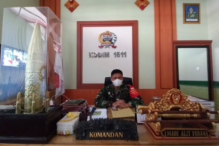 Kodim Badung-Bali distribusikan 2.150 paket sembako selama PPKM
