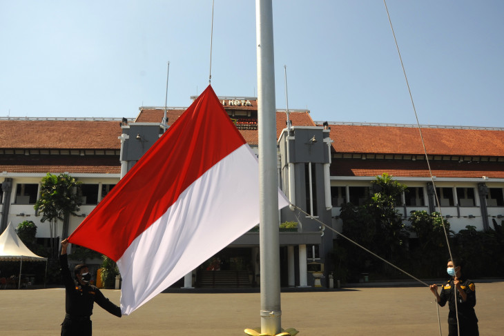 HUT ke-76 RI, warga Surabaya diimbau kibarkan Bendera Merah Putih selama Agustus