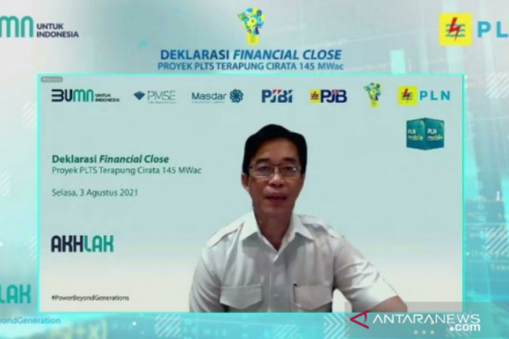 Raih pendanaan 3 Bank Internasional, konstruksi PLTS Terapung terbesar di Asia Tenggara dimulai