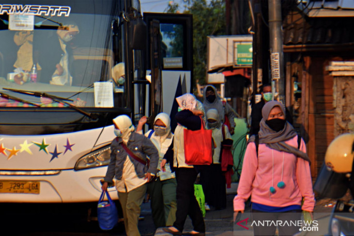 3.322 pekerja Bekasi diusulkan terima bantuan subsidi upah kelompok pertama