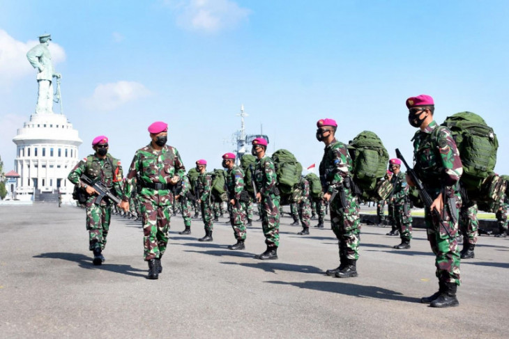 Prajurit Korps Marinir TNI AL berangkat tugas ke Ambalat