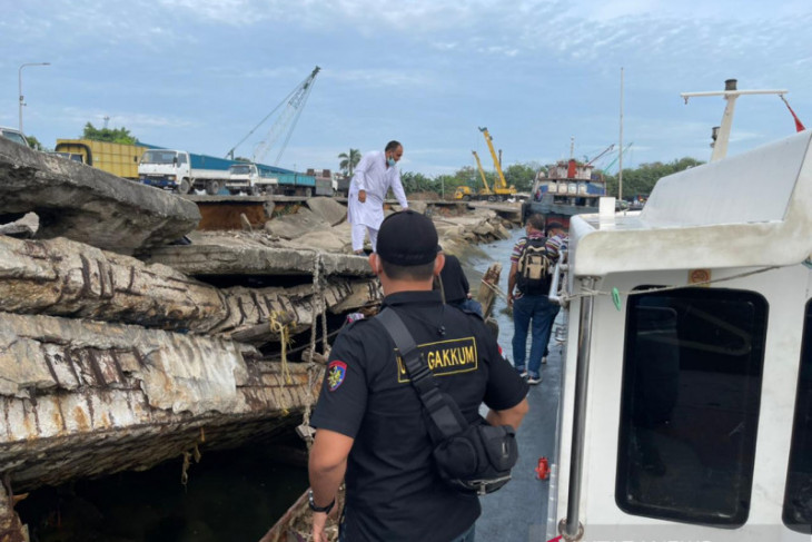 Satpolairud Barelang amankan 9 WNA asal Pakistan