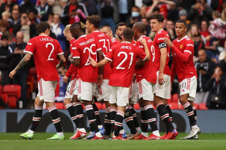 Manchester United runtuhkan Everton 4-0