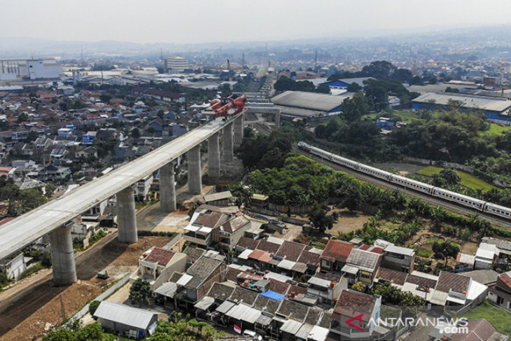 Target uji coba kereta cepat Jakarta - Bandung 