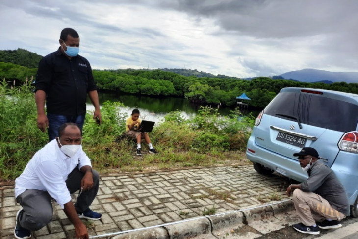 Komnas HAM Papua olah TKP perusakan mobil Ketua AJI