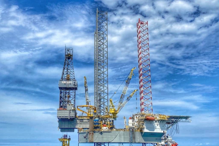 Harga minyak Jumat pagi relatif stabil