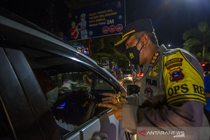 Sosialisasi Pengetatan Di Pintu Masuk Kota Banjarmasin