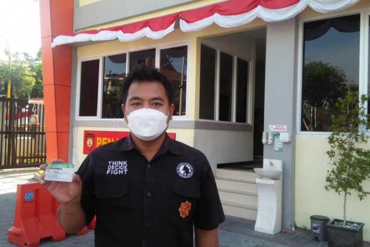 Anti-panik dampingi persalinan istri dari anggota Polres Gresik gunakan JKN-KIS