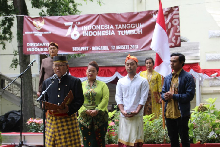 WNI di Hongaria peringati HUT RI dengan doa bersama untuk Indonesia