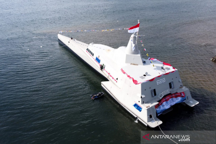 Kasal Yudo Margono luncurkan KRI Golok di Banyuwangi
