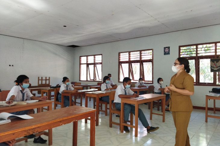 Disdik Kalbar minta pihak sekolah intensifkan Satgas COVID-19 selama PTM