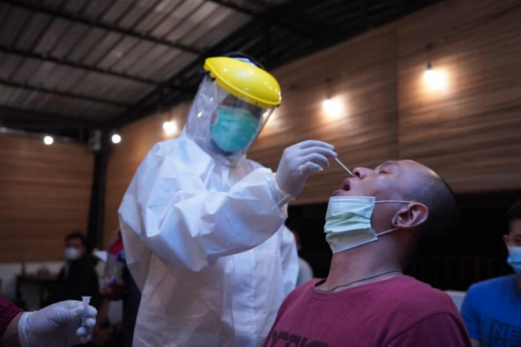 Pemkot Madiun gratiskan tes antigen warga