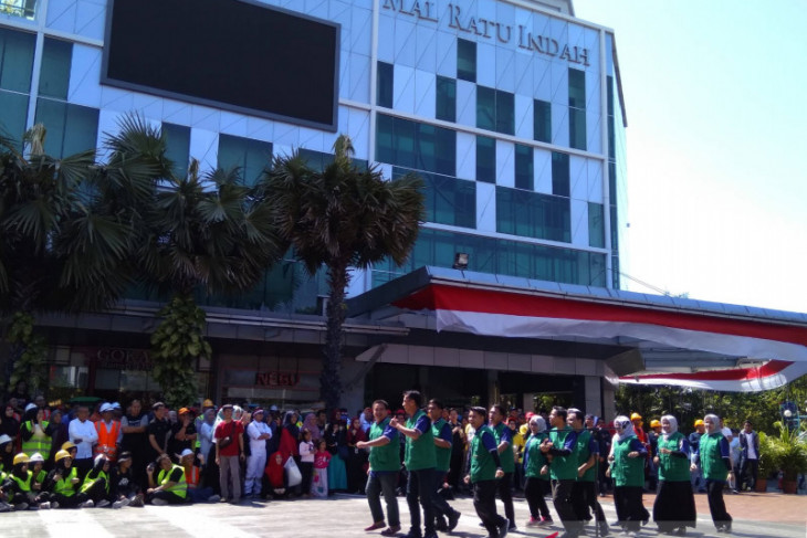 Pengusaha di Ambon dukung penerapan aplikasi PeduliLindungi perangi COVID - 19