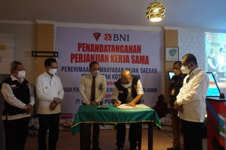 Pemkot Ambon - BNI kerja sama pembayaran e-PBB manfaatkan ITE