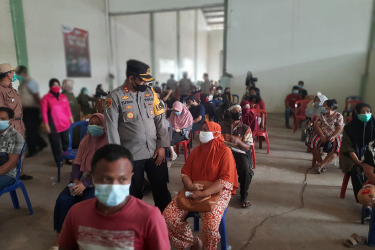 Polres Muarojambi gelar vaksinasi massal buruh pergudangan
