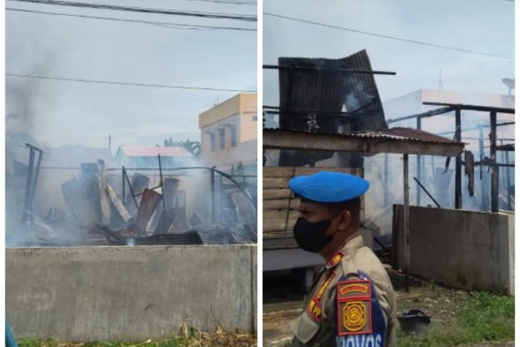 Rumah warga di bangsal Perdamaian Stabat terbakar