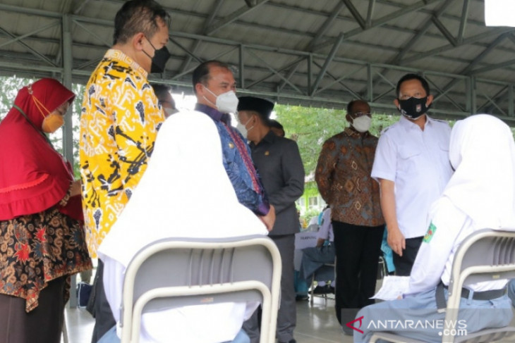 Babel gencarkan kampanye vaksinasi COVID-19 di sekolah