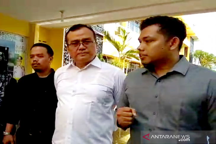 Seorang dosen di Aceh akan tetap mengajar dari dalam penjara