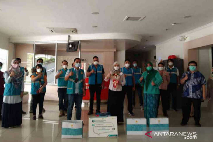 Harpelnas 2021, PLN kunjungi RSUD Bekasi apresiasi pelanggan