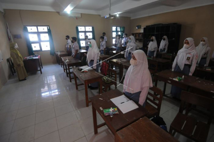 Pembelajaran tatap muka terbatas siswa SMA