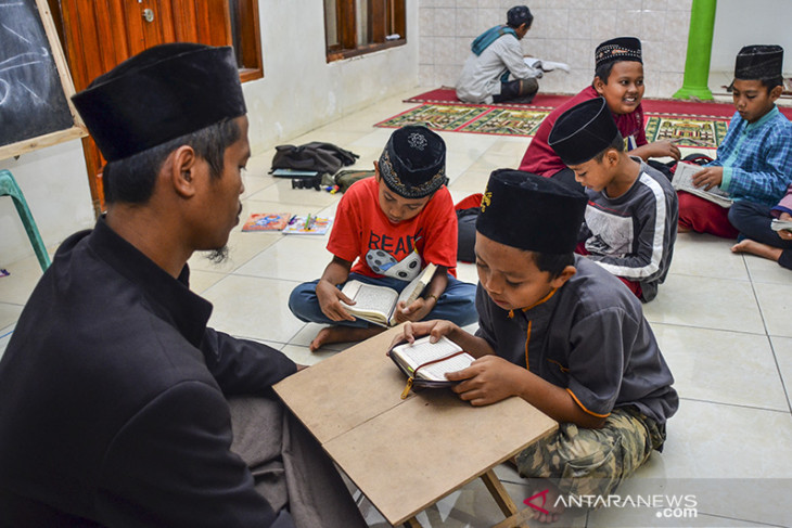 Program maghrib mengaji di Jawa Barat 