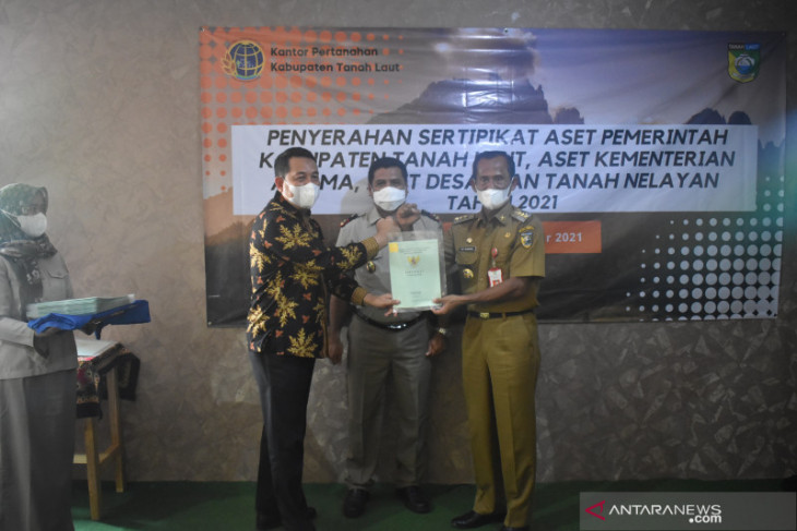 BPN serahkan 32 sertifikat bidang ke Pemkab Tala