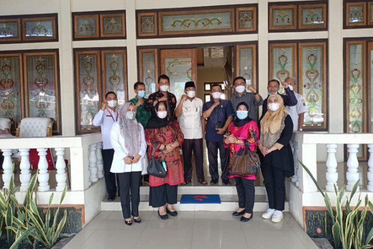 Kunker ke Tanjungjabung Barat, Komisi IV DPRD Provinsi Jambi bahas pengelolaan SLB