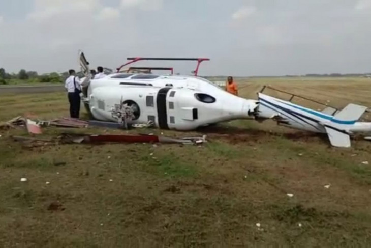 Heli Kemenhub terguling di Bandara Budiarto Tangerang