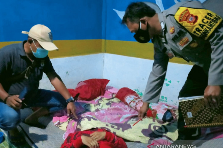 Polisi Karawang tangani tewasnya pasangan kekasih di rumah makan