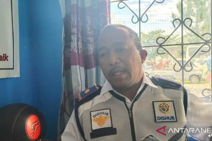 Mobil dinas plat merah jadi angkutan umum di Jayawijaya Papua kok bisa