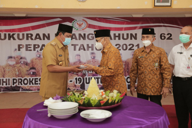 Gubernur Kalsel ajak warga gencarkan kampanye prokes