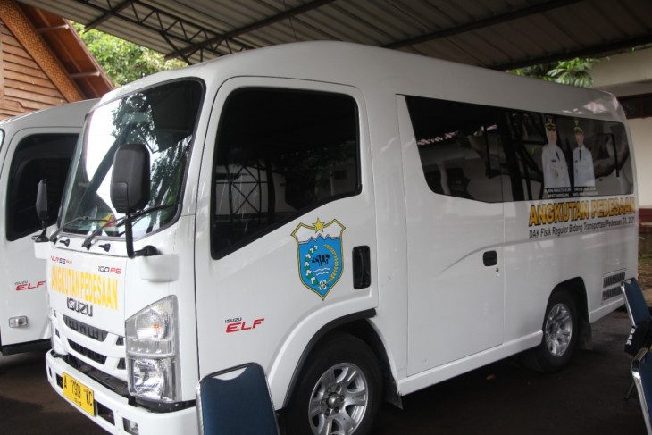 Pemkab Pandeglang bantu kendaraan operasional BUMDes