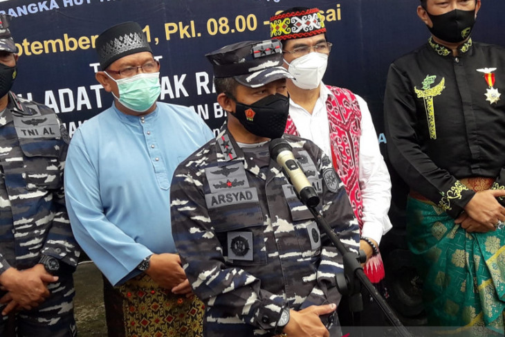 Pangkoarmada I tinjau serbuan vaksin di Rumah Radangk Pontianak