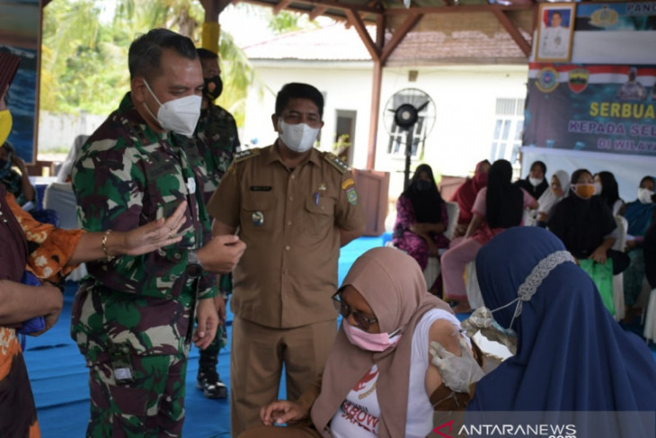 Lanal Tanjung Balai Asahan gelar 1.000 vaksinasi COVID-19