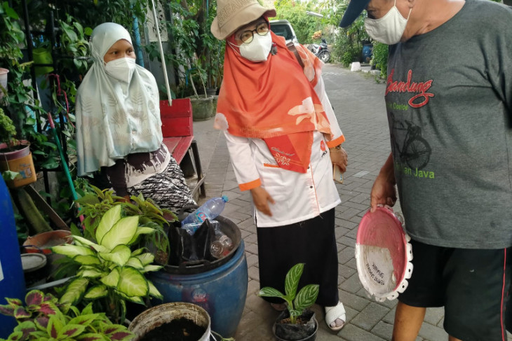 Puluhan ribu kader lingkungan Surabaya beri edukasi pemanfaatan sampah
