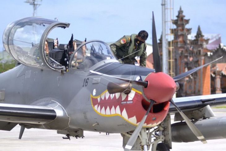 Pesawat Super Tucano tiba di Bali