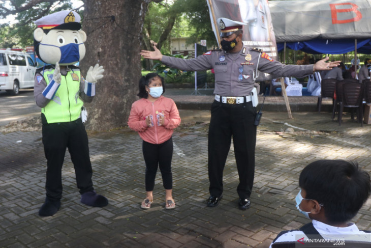 Gerakan Orang Tua Asuh Polantas