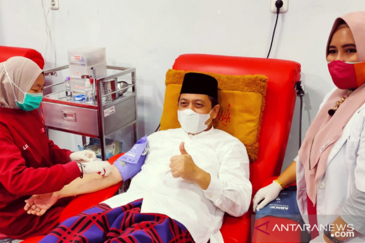 Wagub Kaltim donor darah HUT Ke-76 PMI