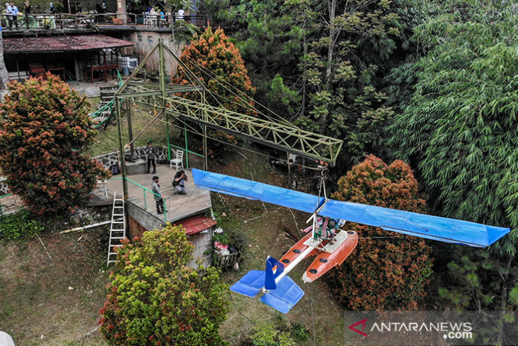 Uji coba pembukaan kawasan wisata di Lembang