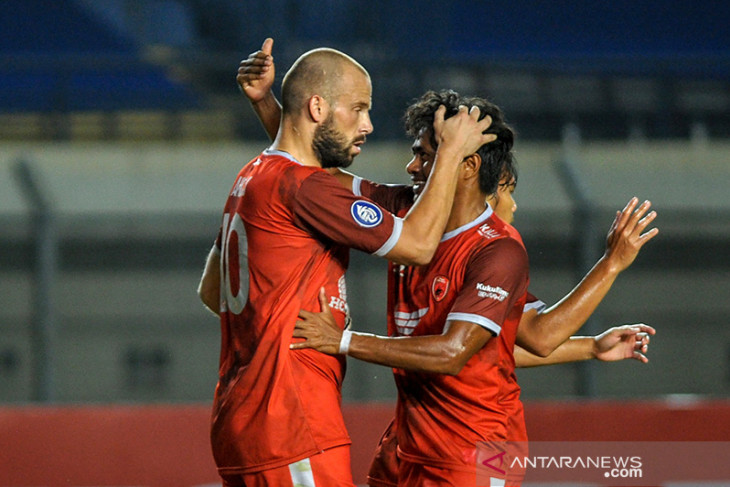 PSM Makasar menang atas Persebaya Surabaya 