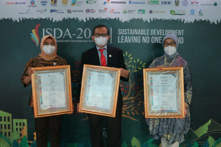 Adaro wins three platinum awards in ISDA 2021