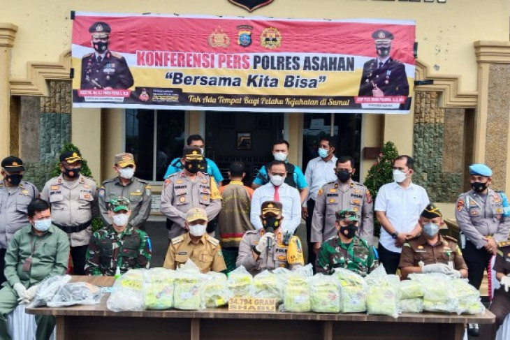 North Sumatra police in Asahan District seize 34.7-kg crystal meth