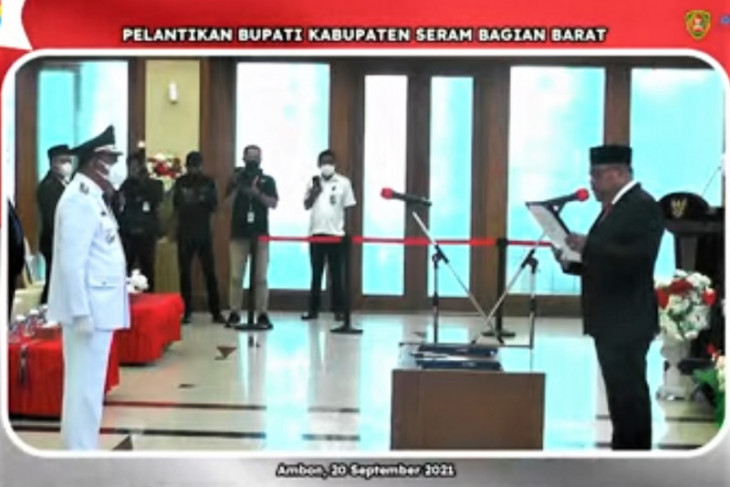 Gubernur Maluku minta Bupati Seram Bagian Barat percepat vaksinasi intensifkan kinerja